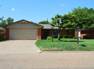 2020 W 18th St, Plainview, TX 79072