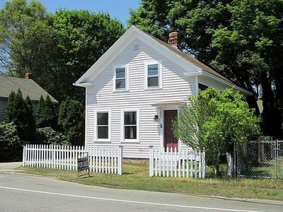 5 Old Baptist Rd, North Kingstown, RI, 02852