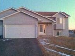 1007 Wentlock Ct NW, Isanti, MN 55040