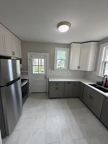 812 E Belt Blvd Photo 1