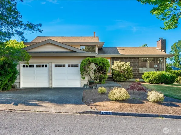 17326 NE 18th Place, Bellevue, WA 98008