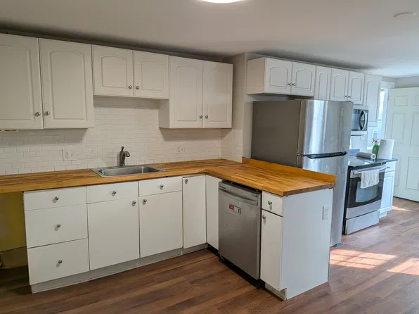 157 High St #157B, Danvers, MA 01923