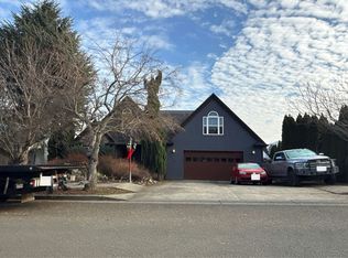 1749 22nd St, Hood River, OR 97031