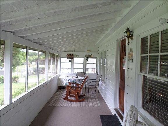 4th image of 118 Mandarin Ave