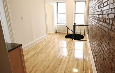 Rented by LJ Sloane Management