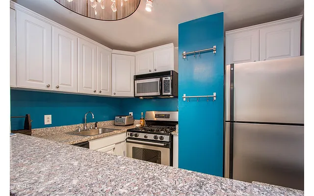 Rented by Douglas Elliman | media 14