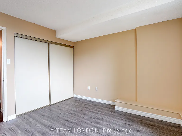 155 Kent St #407 — Photo 15