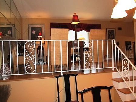 Foyer to Living Rm