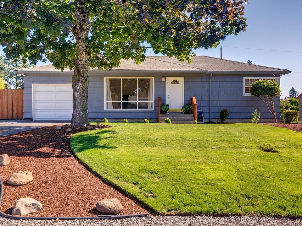 1st image of 705 SE 102nd Ave