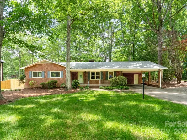 403 Cherrywood Ln, Albemarle, NC 28001