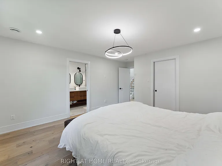 187 Carleton Ave — Photo 33