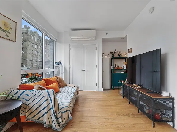 401 Rutland Rd #2C, Brooklyn, NY 11203