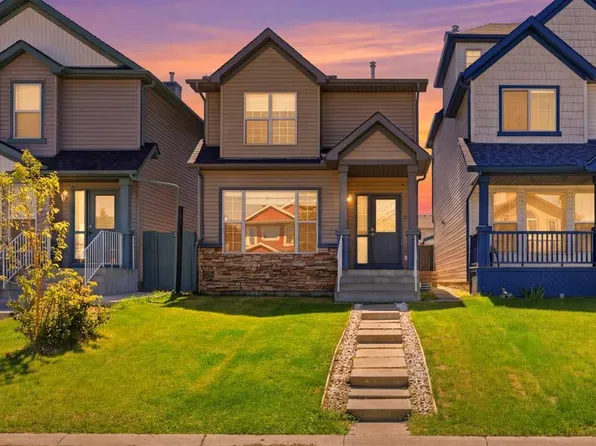 33 N Saddlecrest Close NE, Calgary, AB T3J 5B5