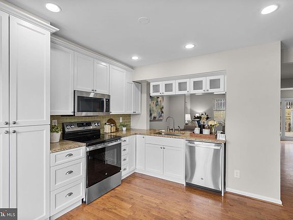 5th image of 12447 Port Haven Dr