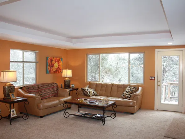 10 Gipson Rd, Edgewood, NM 87015