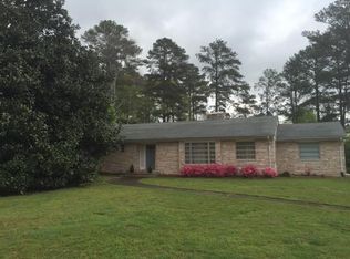 904 Mockingbird Ln, Griffin, GA 30224