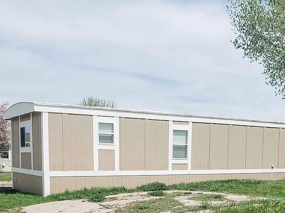 2nd image of 49 Bella Colla Ln