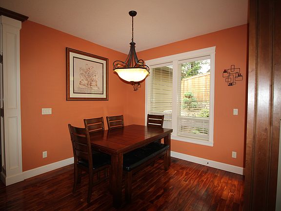 4th image of 925 W Bamboo Ct