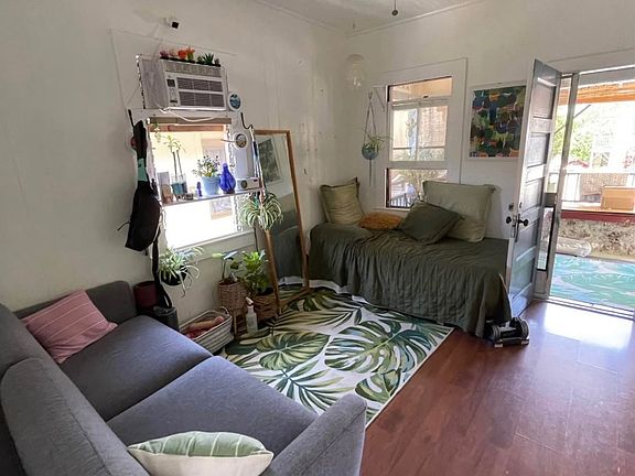 5th image of 2207 Star Rd