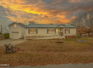 192 Hemlock St, Hertford, NC 27944