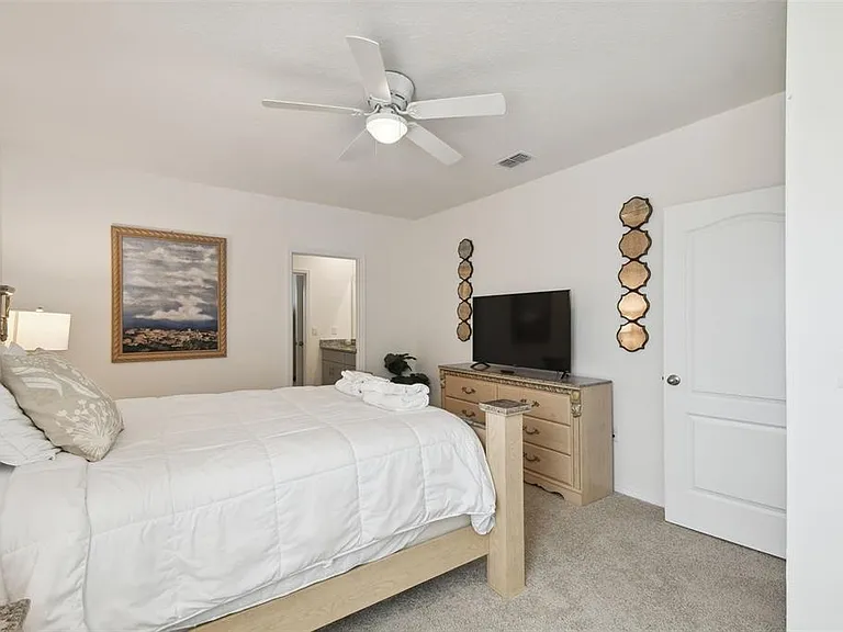 7704 Oakmoss Loop — Photo 15