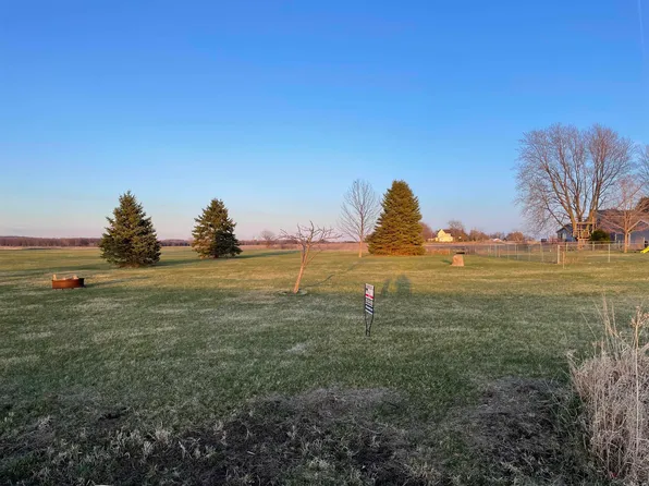 1841 Golf Course Blvd, Independence, IA 50644