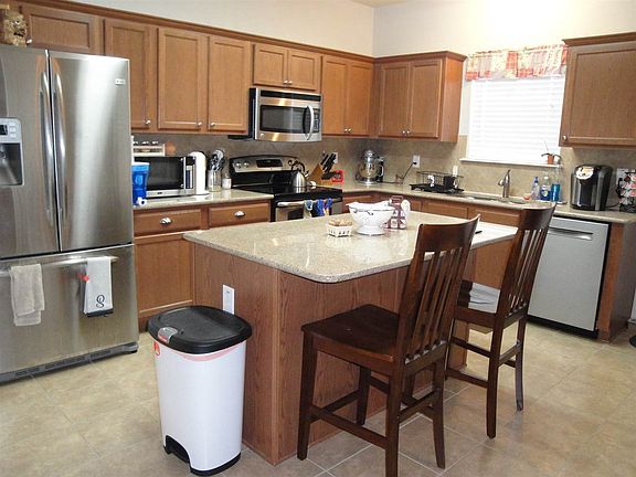 5th image of 6701 Crystal Ct