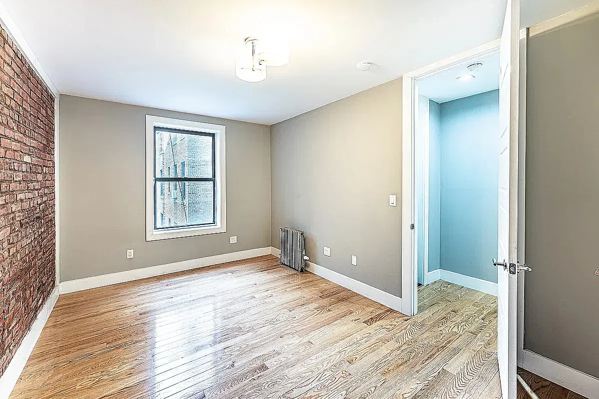 68 Thayer Street — Photo 3