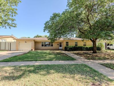 1211 E Buckley St, Brownfield, TX, 79316