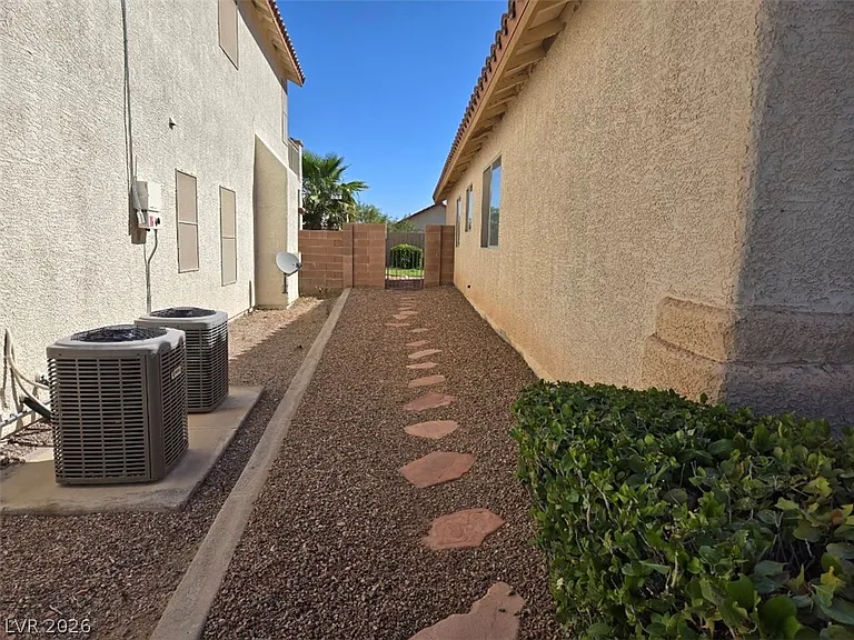 188 Oella Ridge Ct — Photo 20