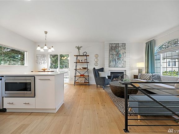 4th image of 726 147th St SW