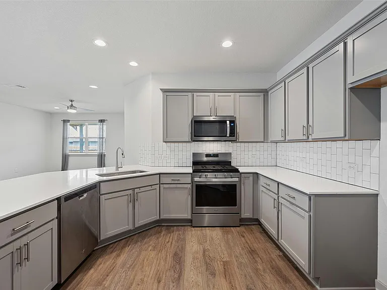 141 Parryi Cv — Photo 12