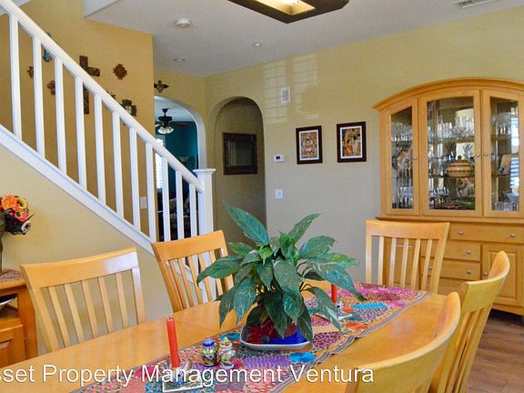 3rd image of 10587 Petunia St