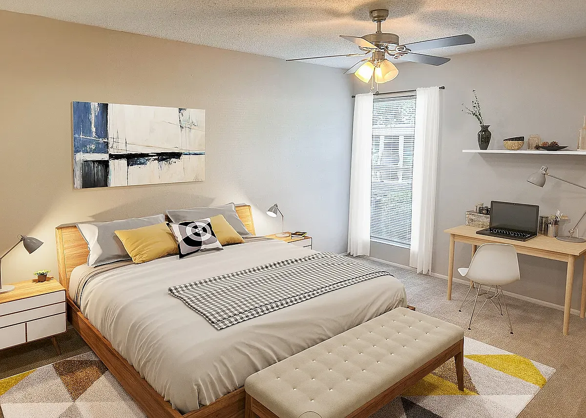 Diamond Lakes Apartment Homes — Photo 4
