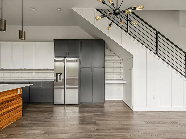 4400 Mount Vernon Dr #B — Photo 27