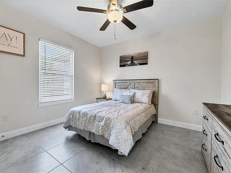 13305 Longville Ave — Photo 23