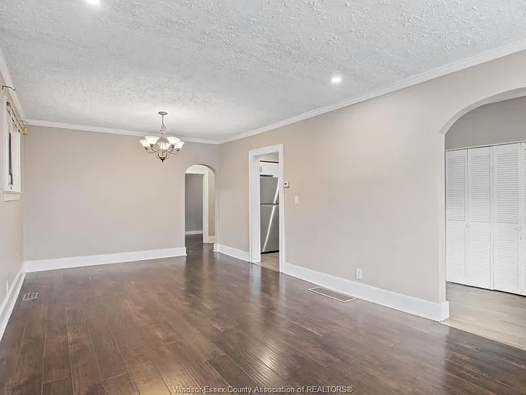 835 Moy Ave #MAIN — Photo 2