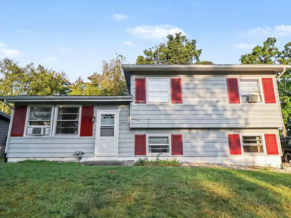 6316 Peachtree St, Portage, MI 49024