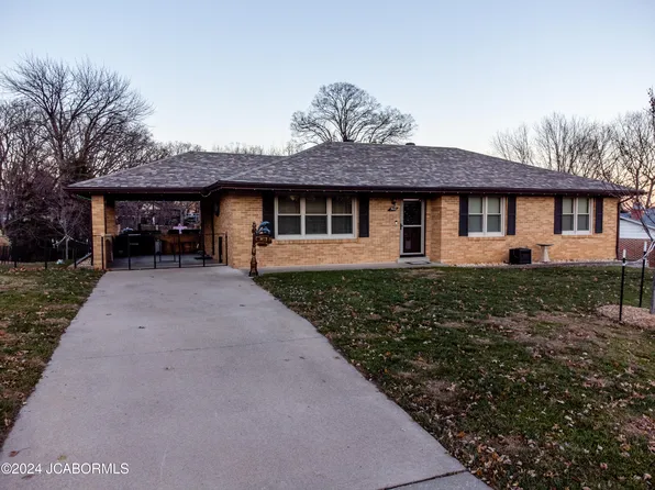342 Fredricks Ln, Jefferson City, MO 65101