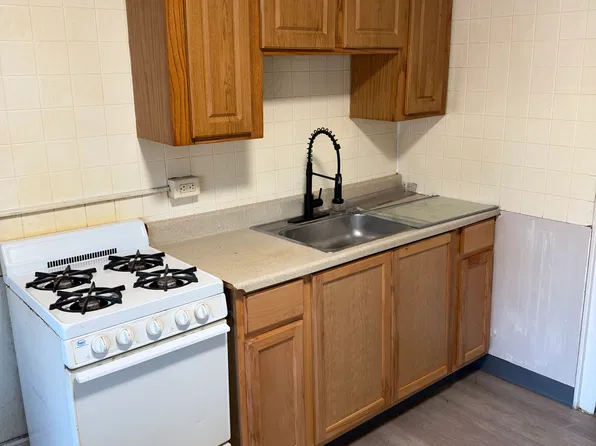 2369 State Route 5 APT 7, Chittenango, NY 13037