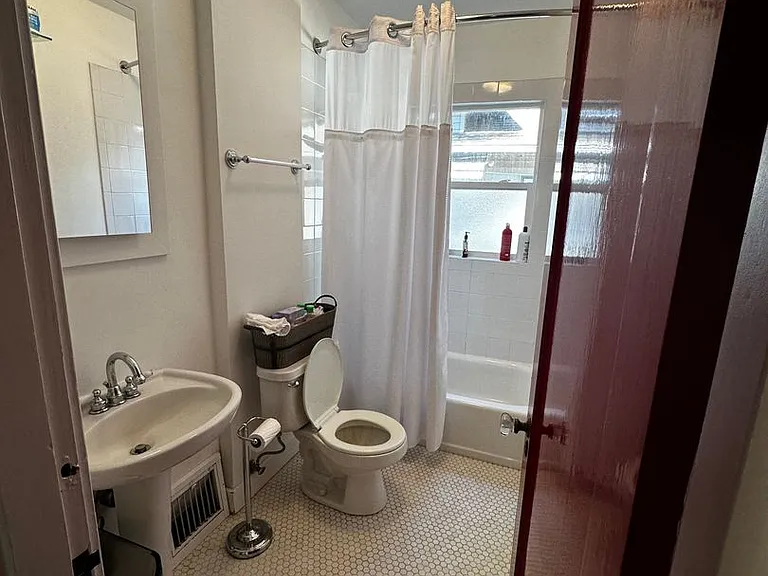 1514 SE Claybourne St — Photo 14