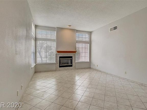 5th image of 9816 Cross Creek Way