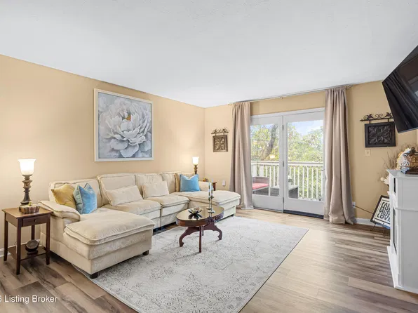 1815 Gardiner Ln APT J79, Louisville, KY 40205