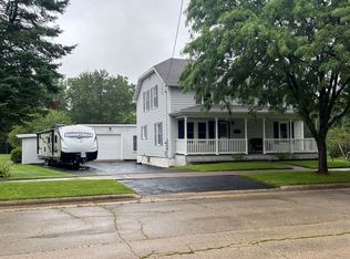 264 Modoc St, Clintonville, WI 54929
