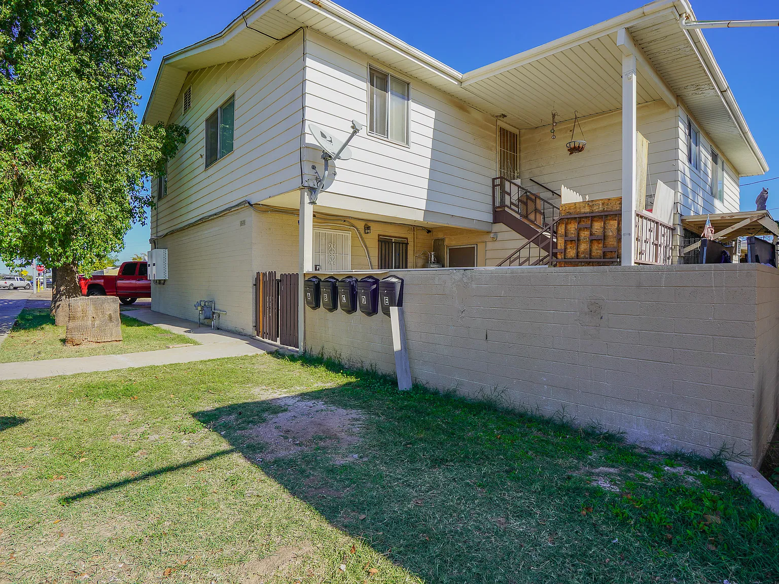 6146 W Palmaire Ave, Glendale Az — Photo 2