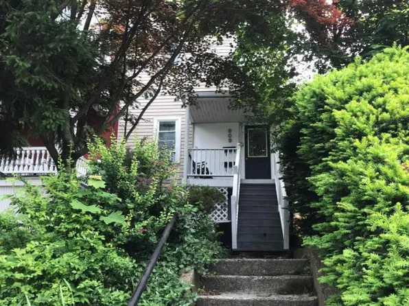 909 Mahantongo St, Pottsville, PA 17901