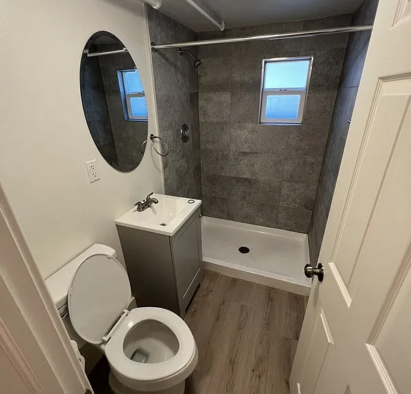 616 N 300 E — Photo 7