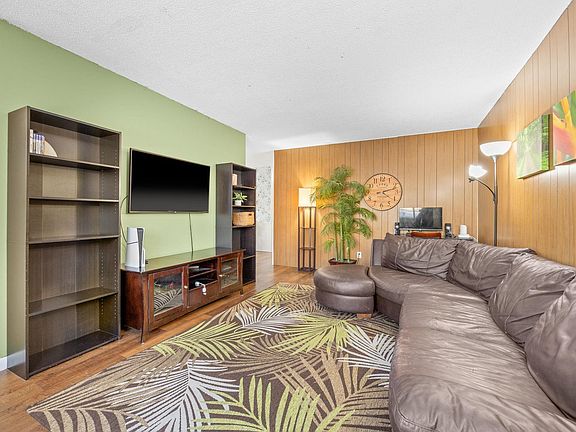 5th image of 4933 Drummond Rd