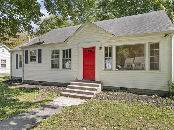 1006 Harrison Ave, Murfreesboro, TN 37130