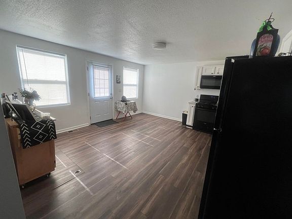 4th image of 407 Washington St #407